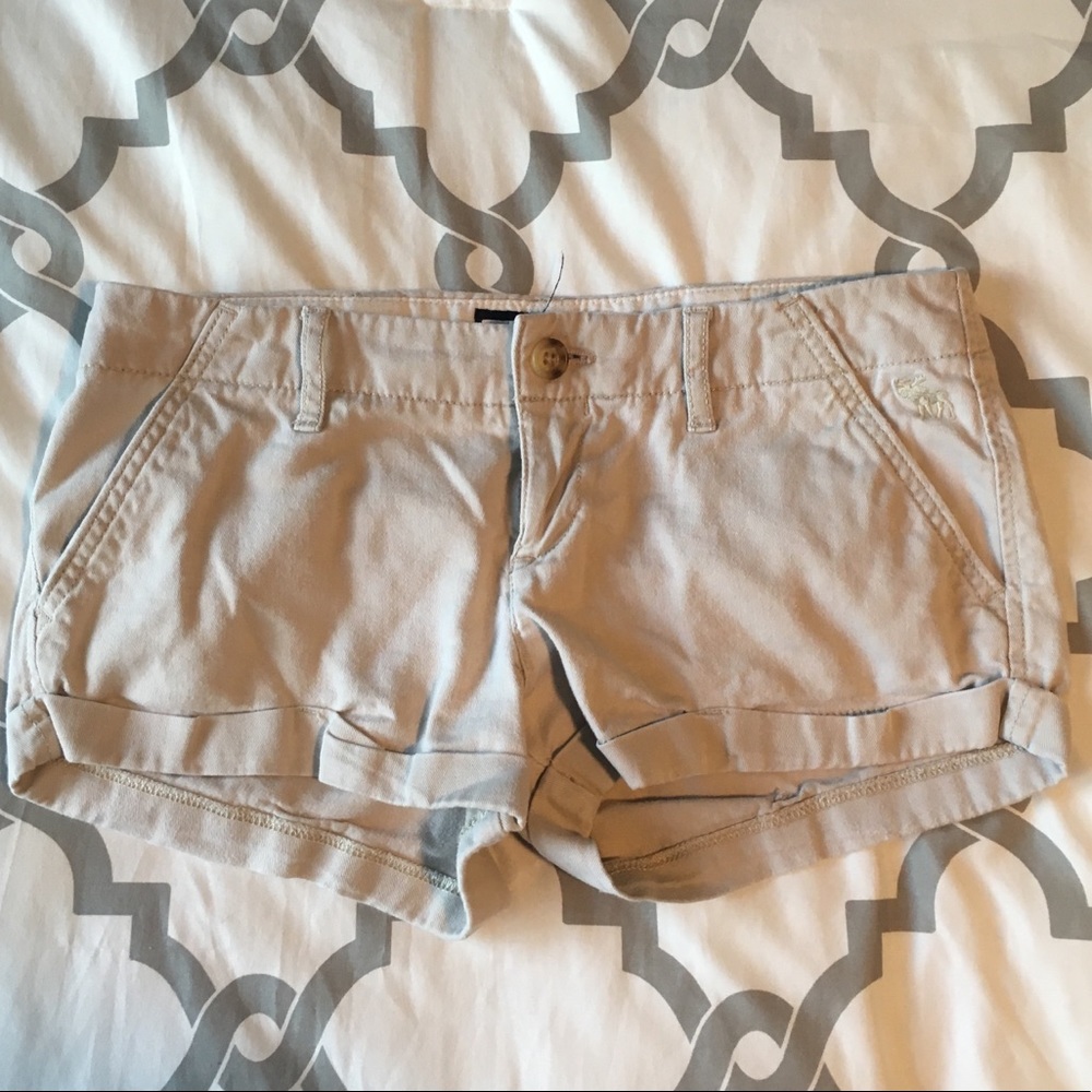 👖 Abercrombie and Fitch Kids Khaki Shorts
